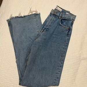 Zara Women's Distressed Blue Ankle Jeans